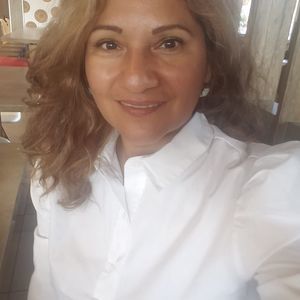 Meet your Posher, Bethy